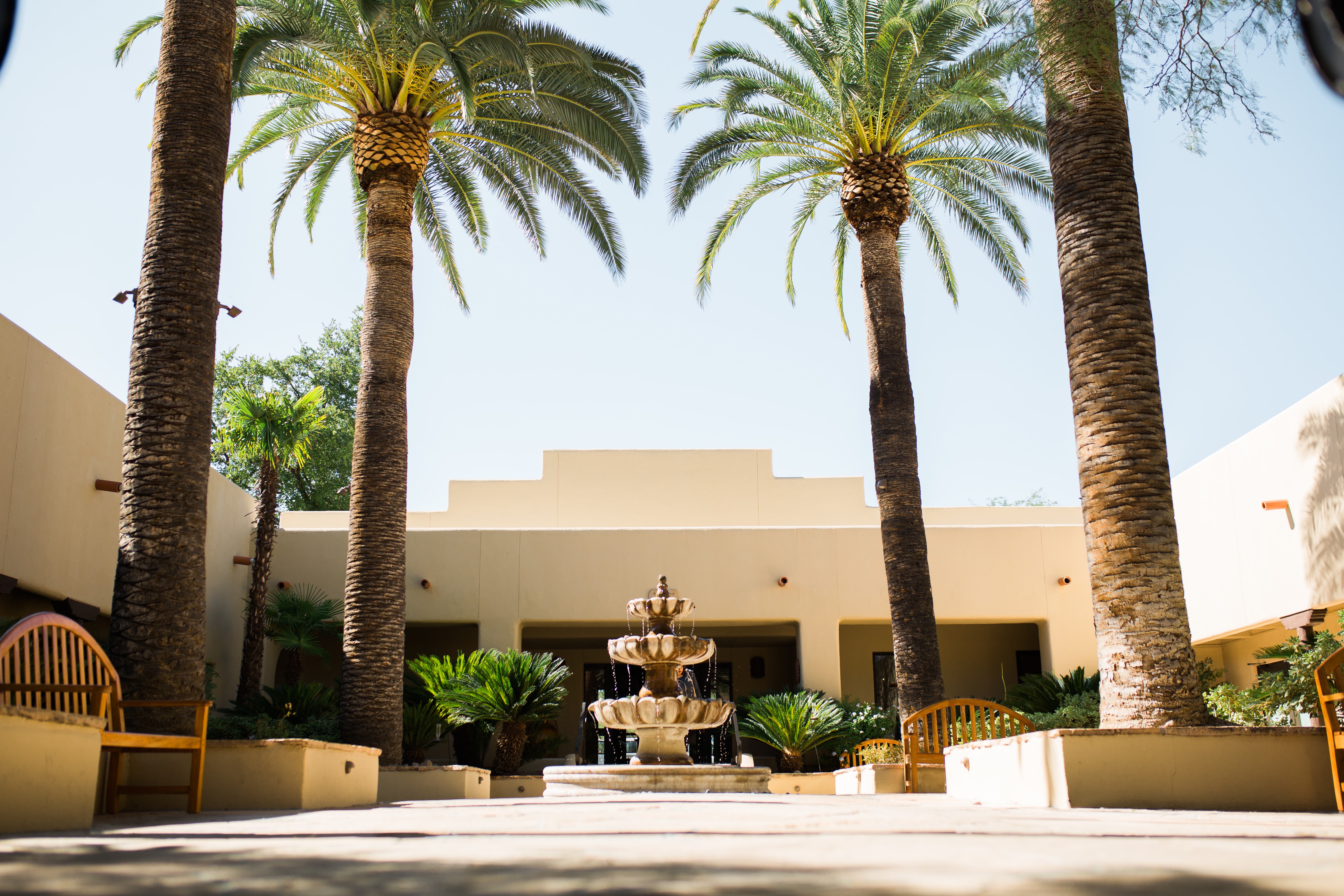 miraval-arizona-courtyard