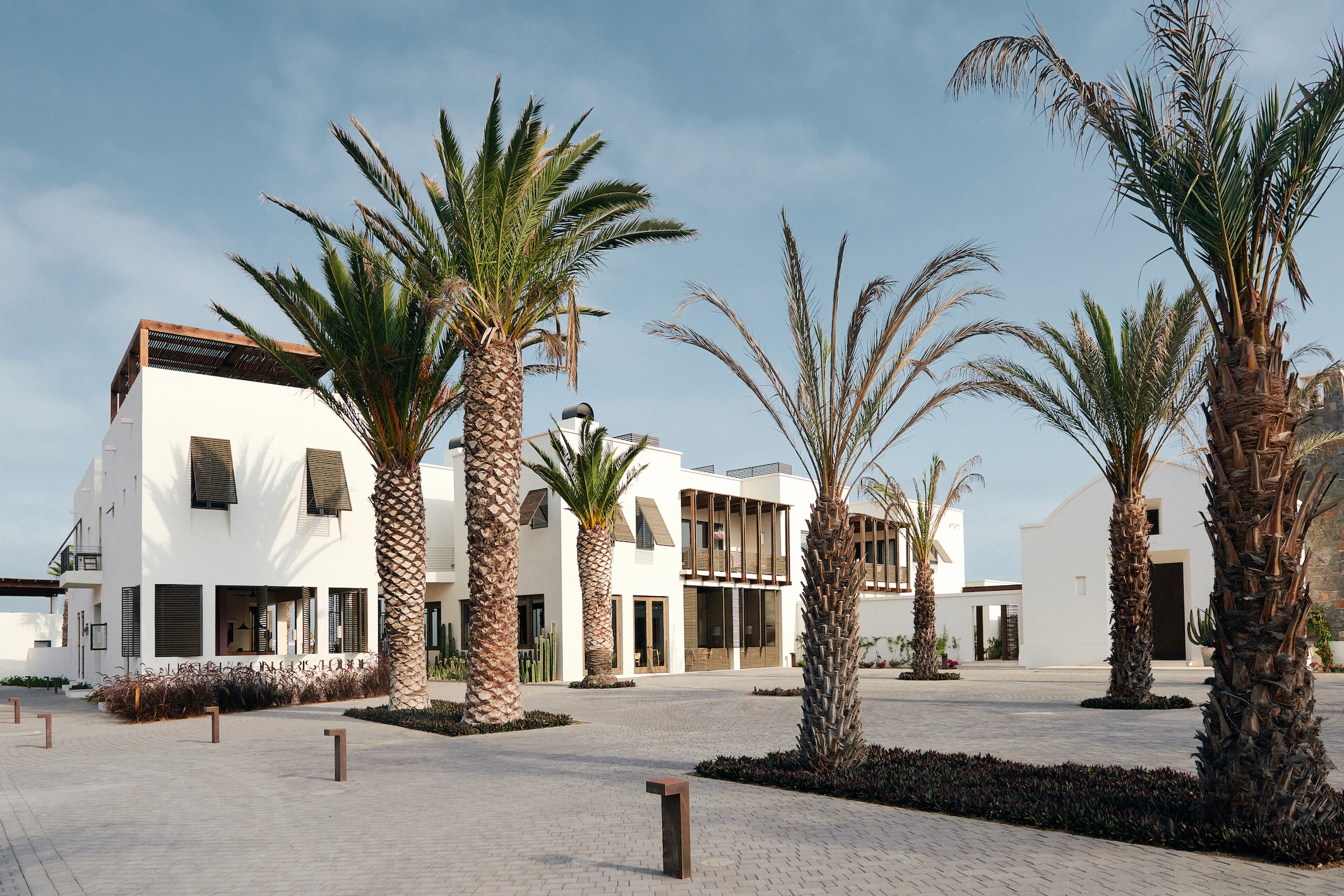 hotel-san-cristobal-front-entrance