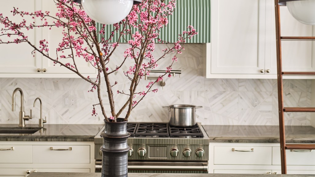 This Is the Smallest Detail That Designers Say Gives Big Time Style