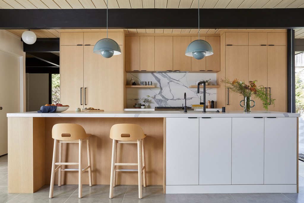 This Is How You Fix a Weird and Sterile Remodel