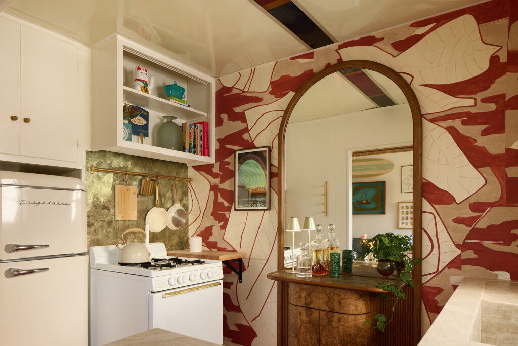 Kitchen in Manhattan Beach Bungalow by Maestri Studio