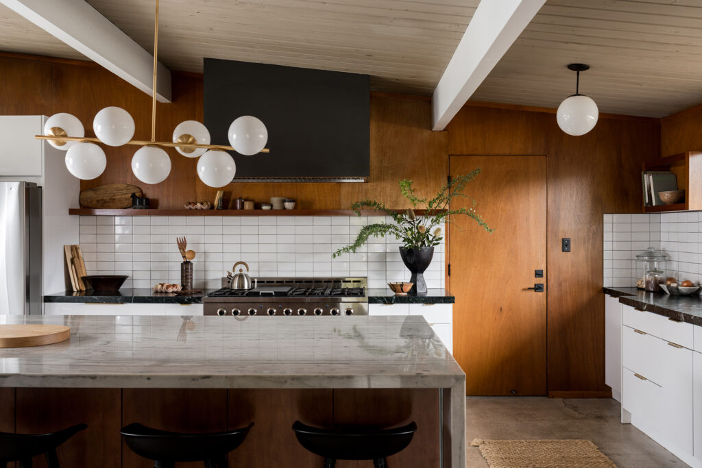 Kitchen in Thousand Oaks Eichler by Sophia deDomenico Et Sal Interiors