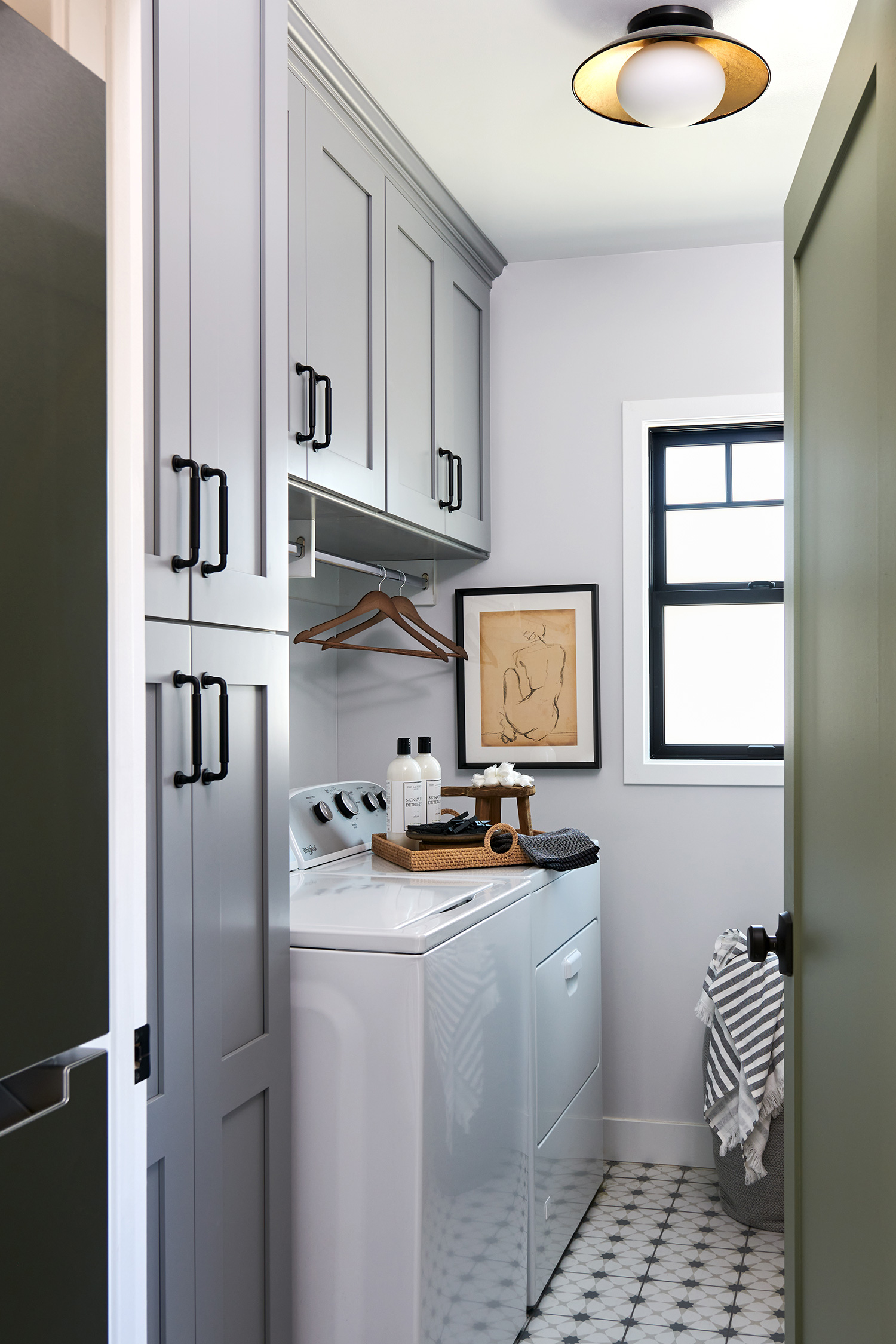 Laundry Room designed by Linda Hayslett LH.Designs