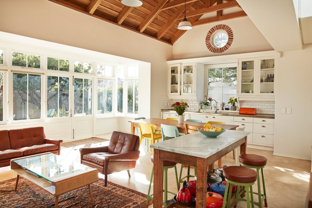 If You’re Selling Your House, This Is What You Need to Do to Take Better Real Estate Photos