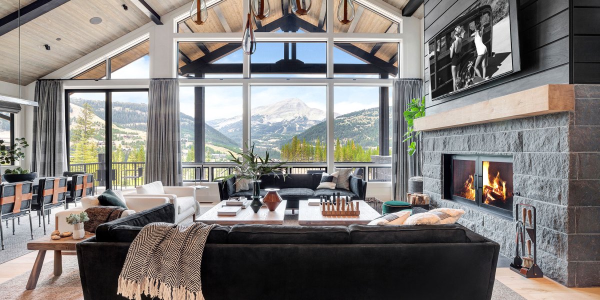 Yellowstone Living Room by Raili Clasen