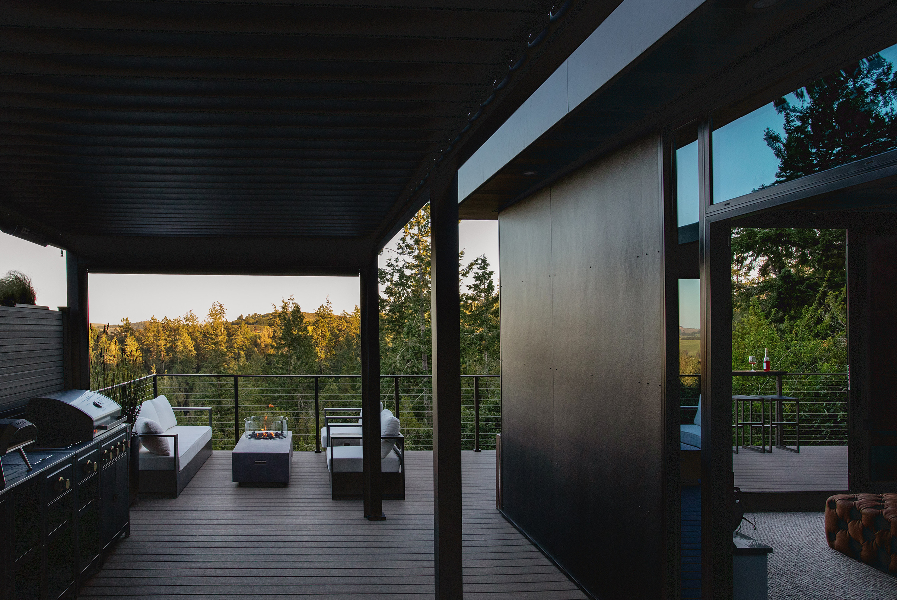 exterior-cooking-lounge