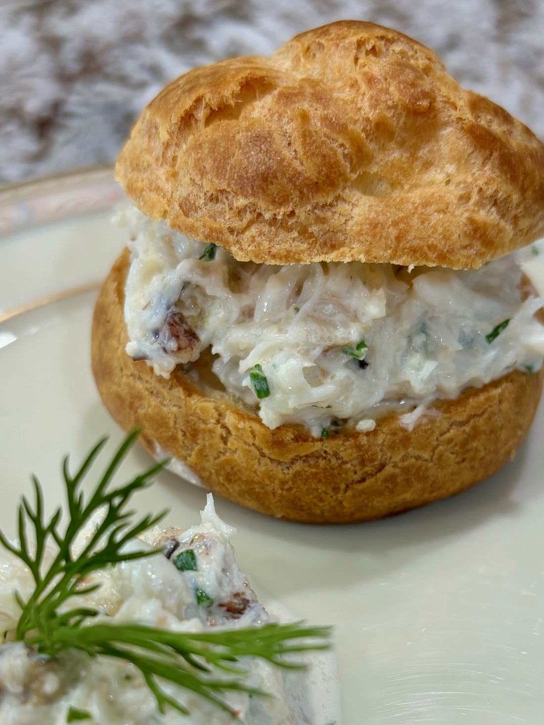 housemade-fresh-dungeness-crab-puff