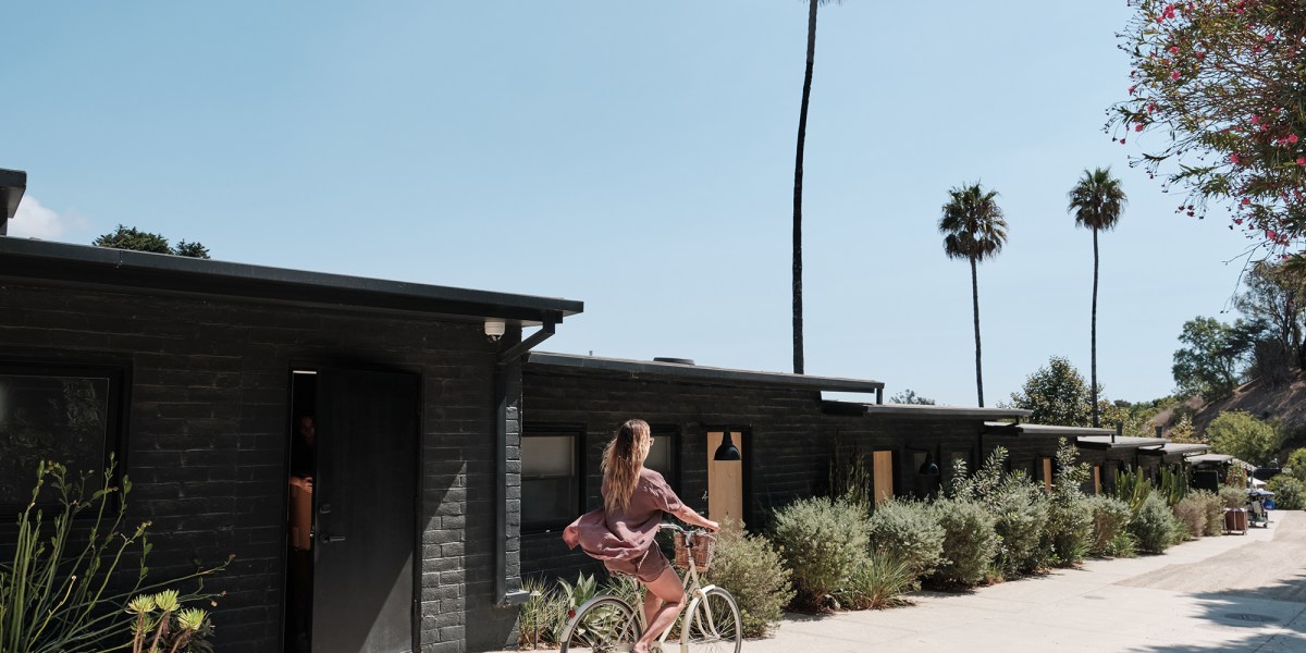 Hotel June Bike Riding