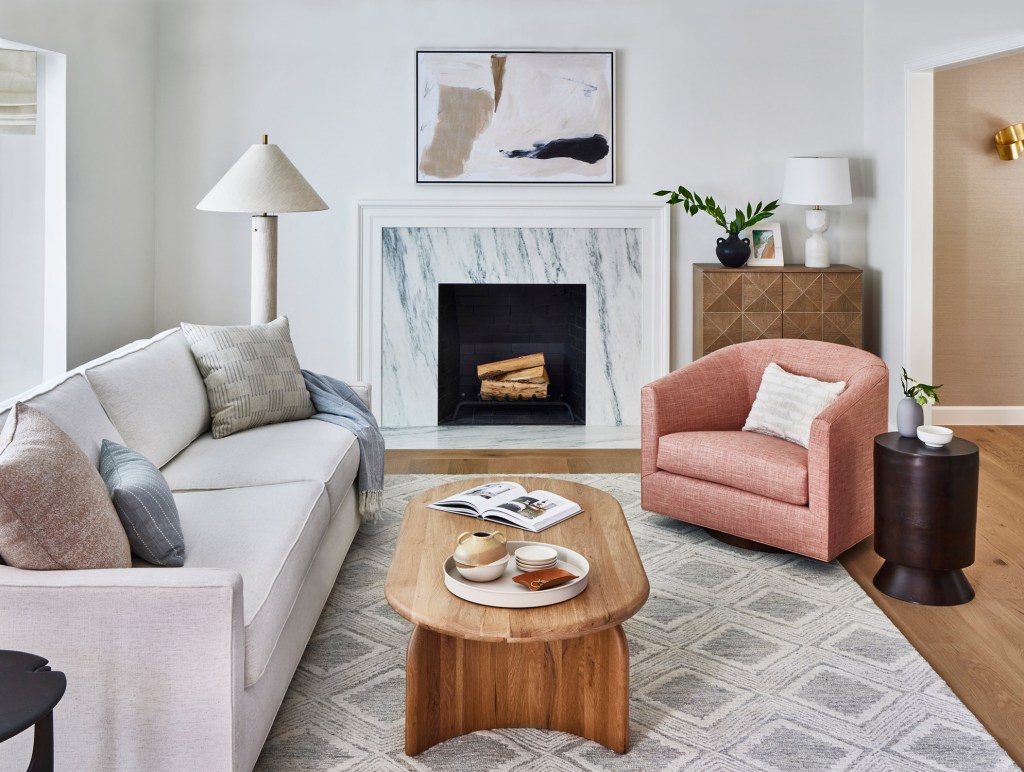 8 Dos and Don’ts for Decorating a Fireplace
