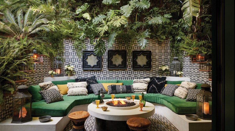 How to Create a Stunning Outdoor Space Like a Designer