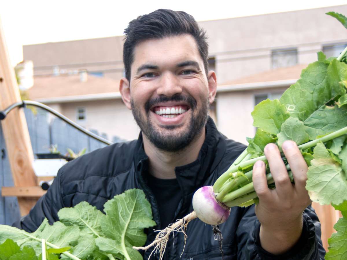 Kevin Espiritu's Turnip Harvest