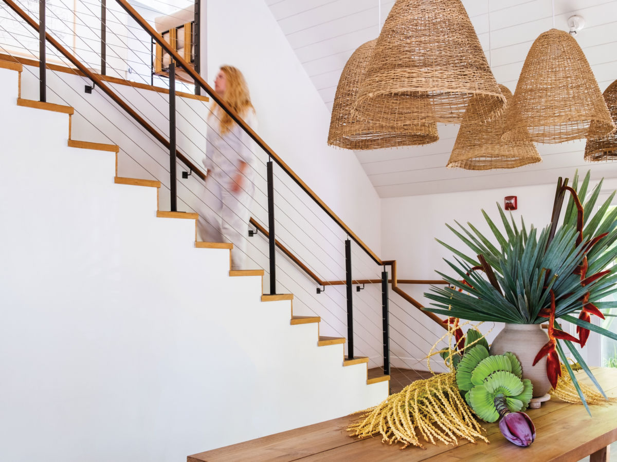 Surfrider Hotel Lobby