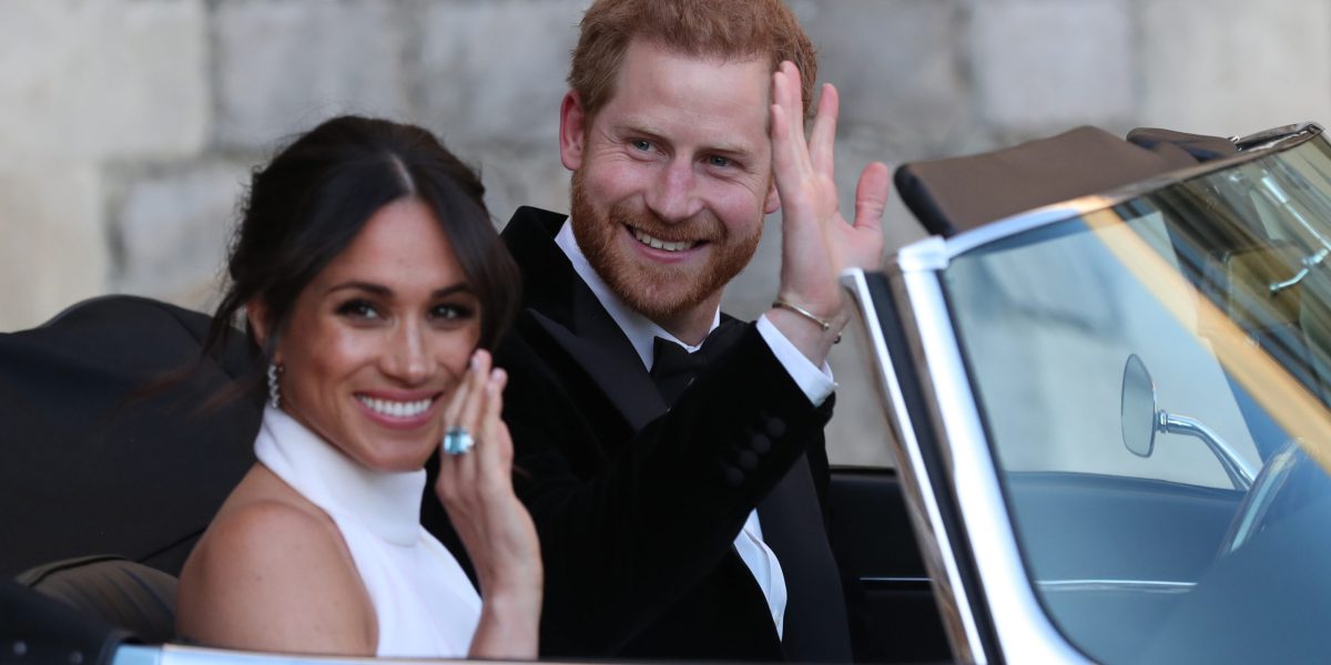 Meghan and Harry Wave Goodbye