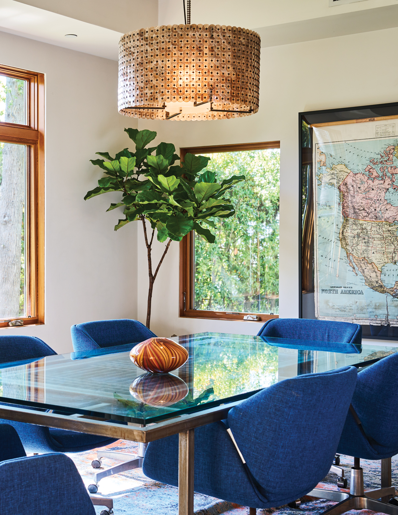 Mendel Modern Home Dining Room