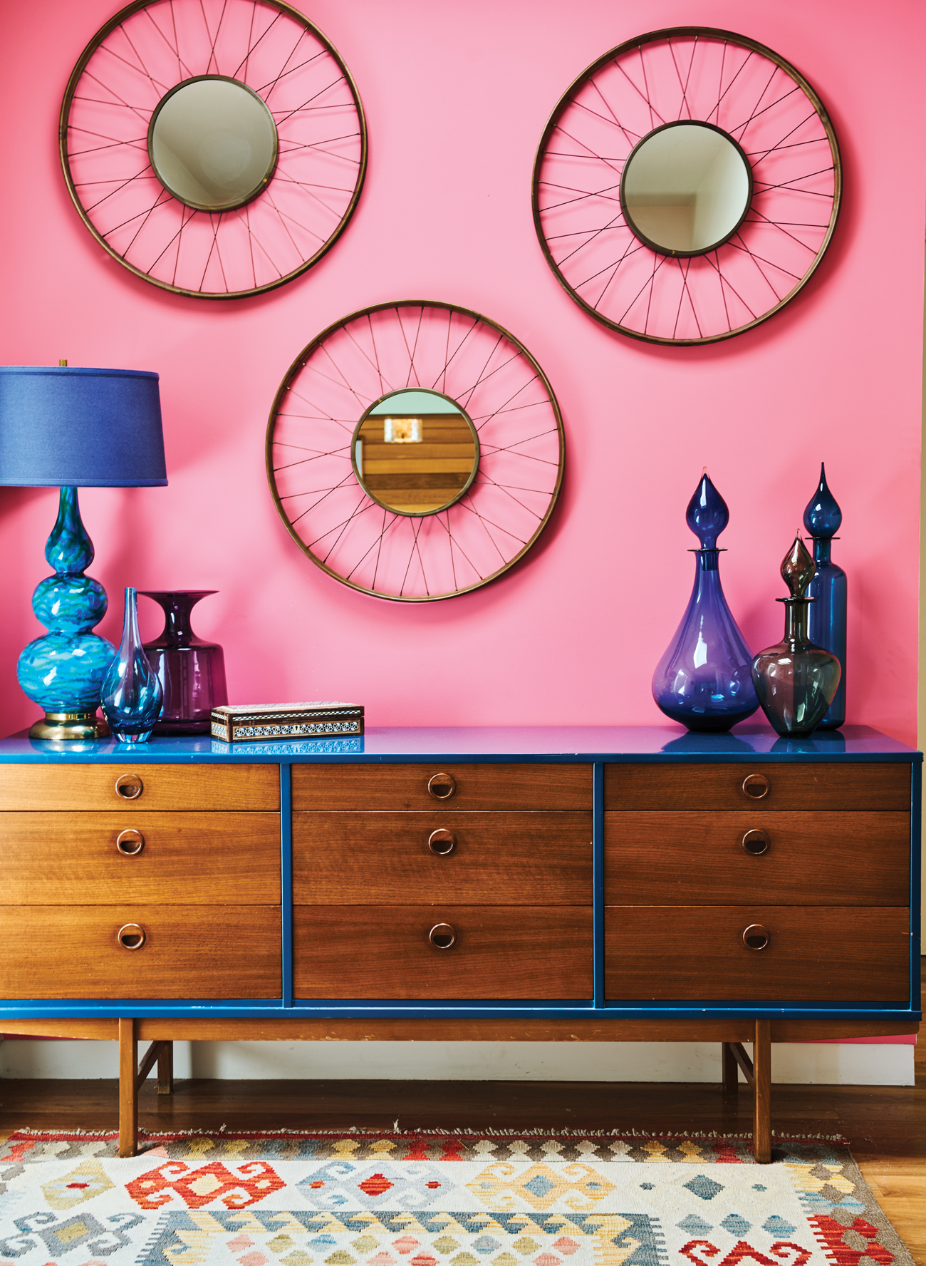 Mendel Modern Home Pink Accent Wall