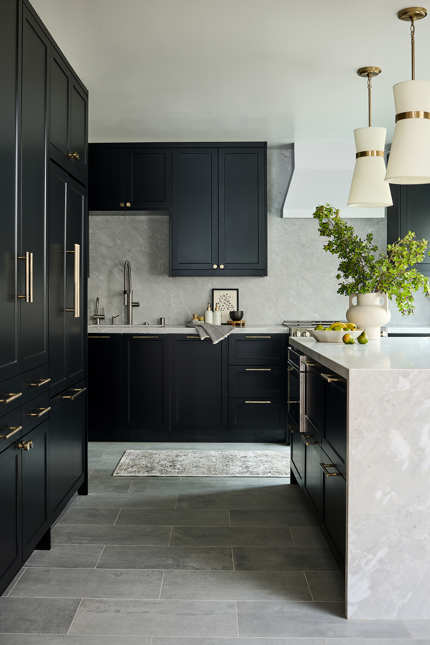 Microwave in island in Oakland Kitchen by LH.Designs