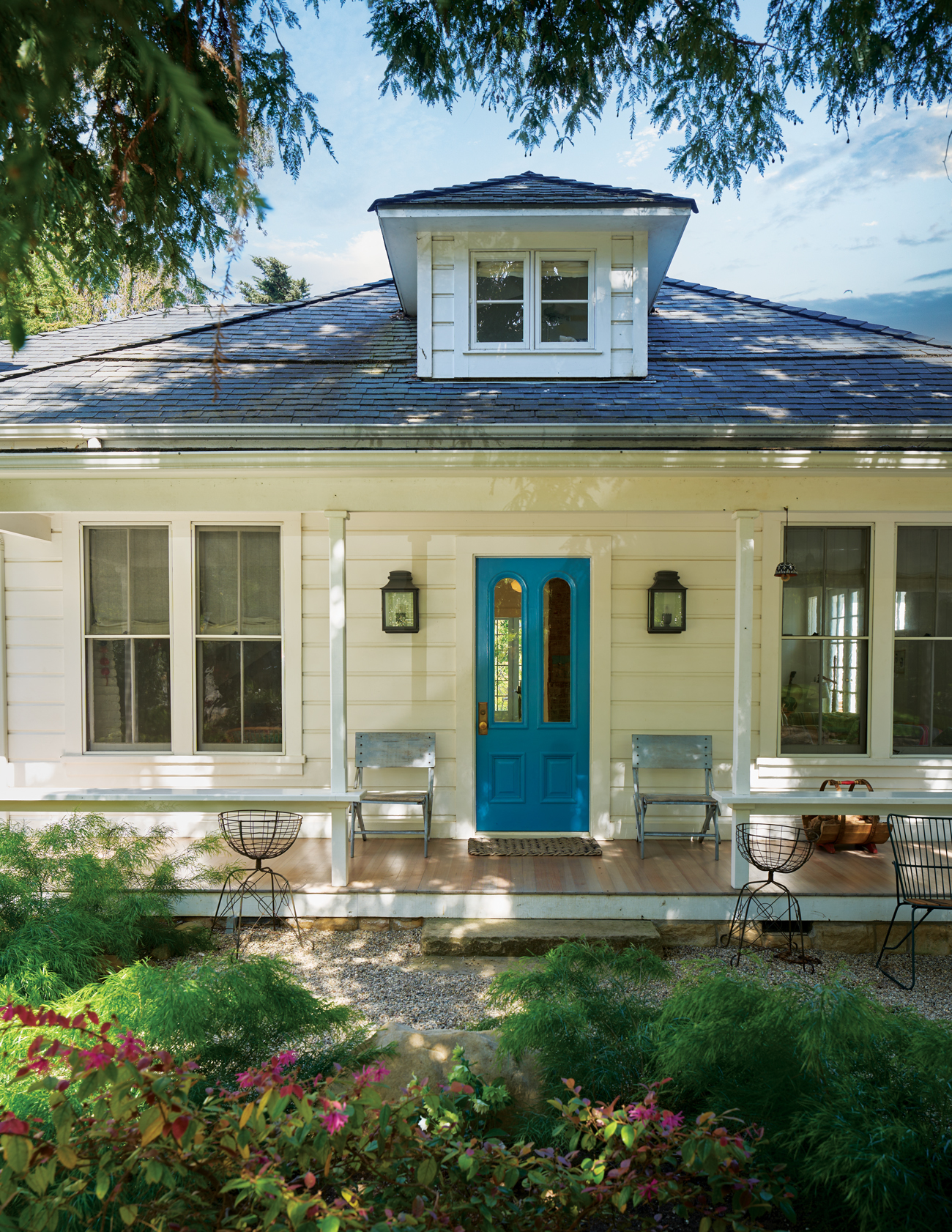 Montecito Cottage Front View Exterior