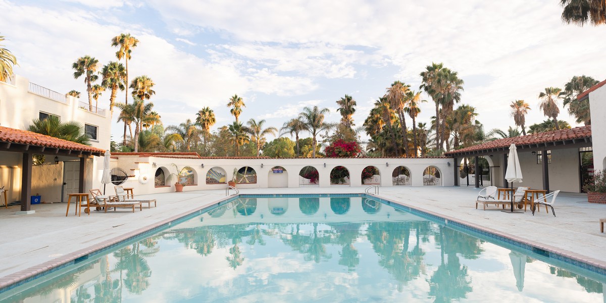 Murrieta Hot Springs Oasis Pool