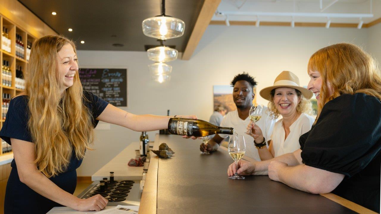 tasting-at-lecole-%e2%84%96-41-woodinville