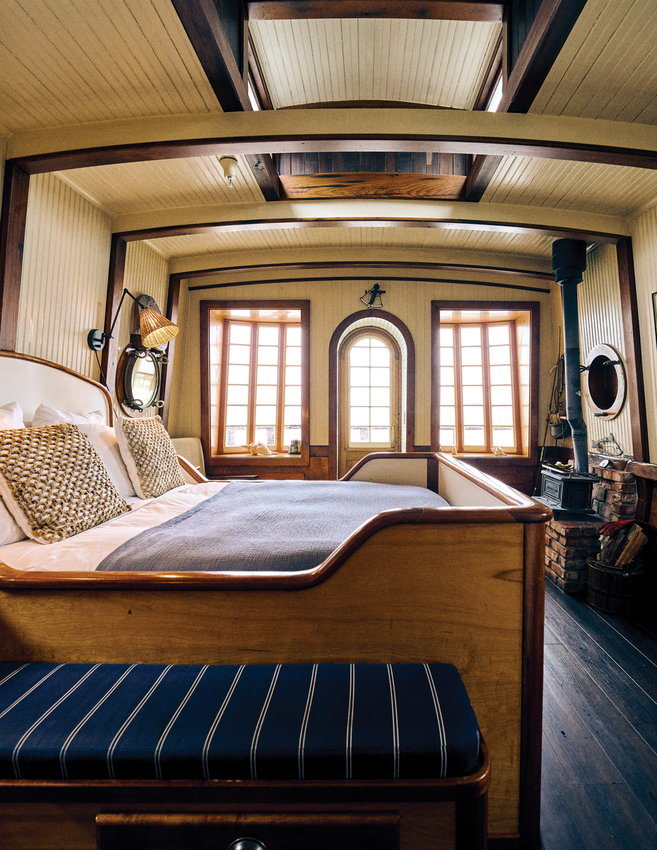 Nick's Cove Cottage Interior