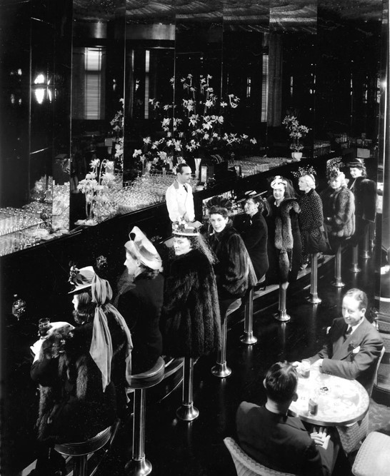 patent-leather-bar