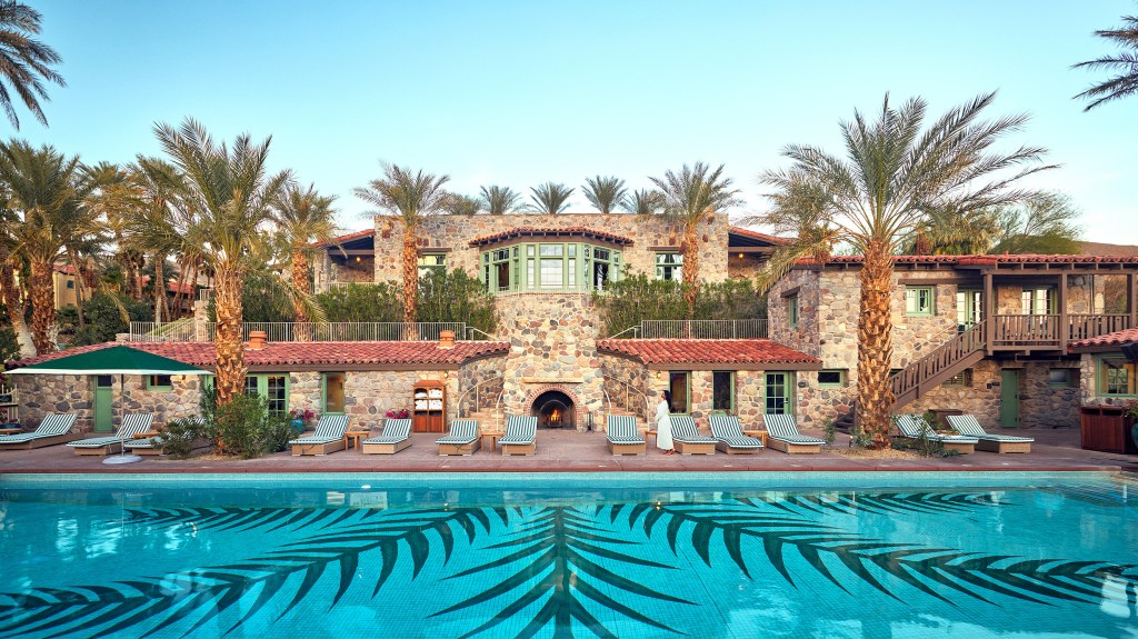 This Historic A-List Death Valley Resort Is the Ultimate Luxe Oasis Getaway