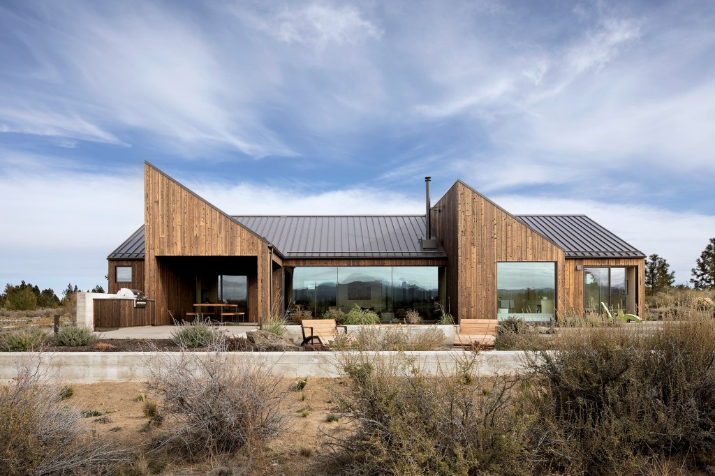This Striking Modern Home Was Made with a Game-Changing, Sustainable Material