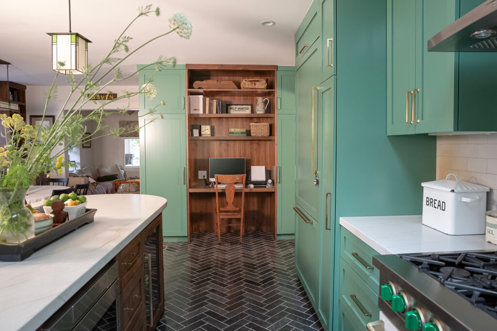 Office Nook in Eagle Rock House by Arterberry Cooke