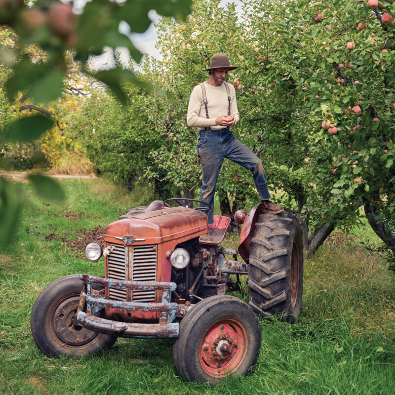 Clay Dossa, Arborist
