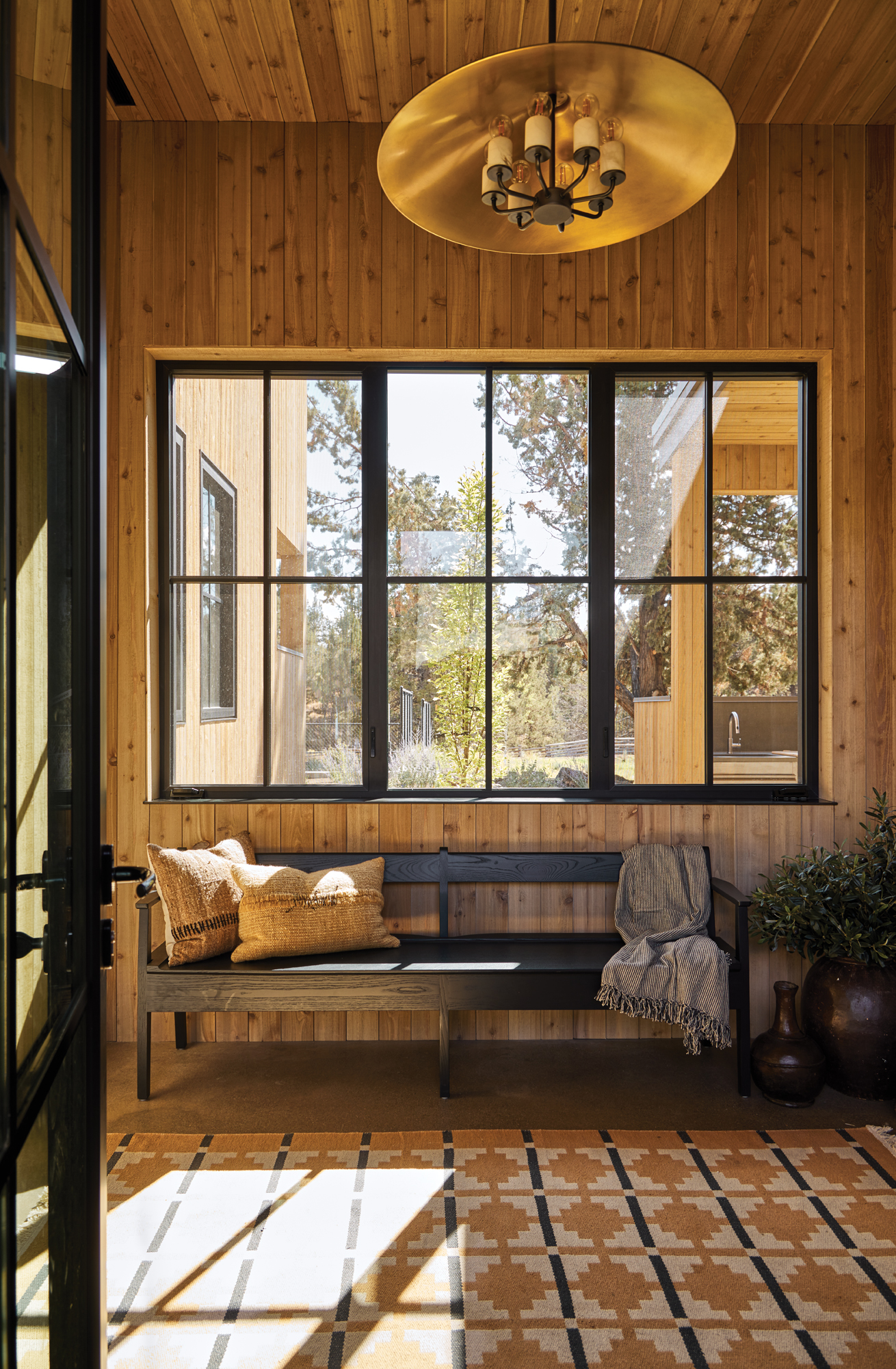 Oregon High Desert Barn Entry