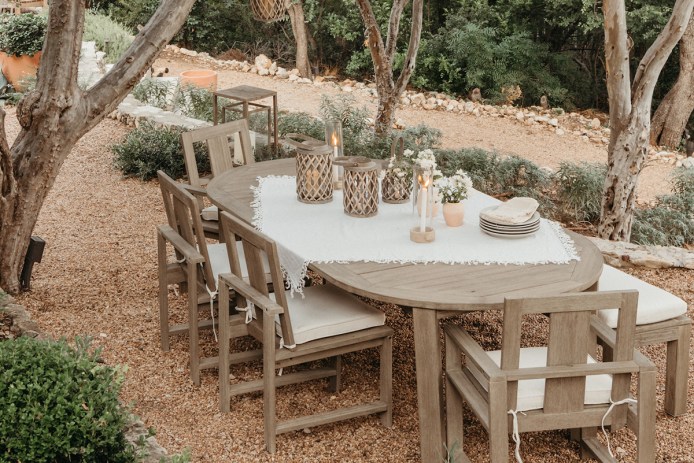 Outdoor Dining Table