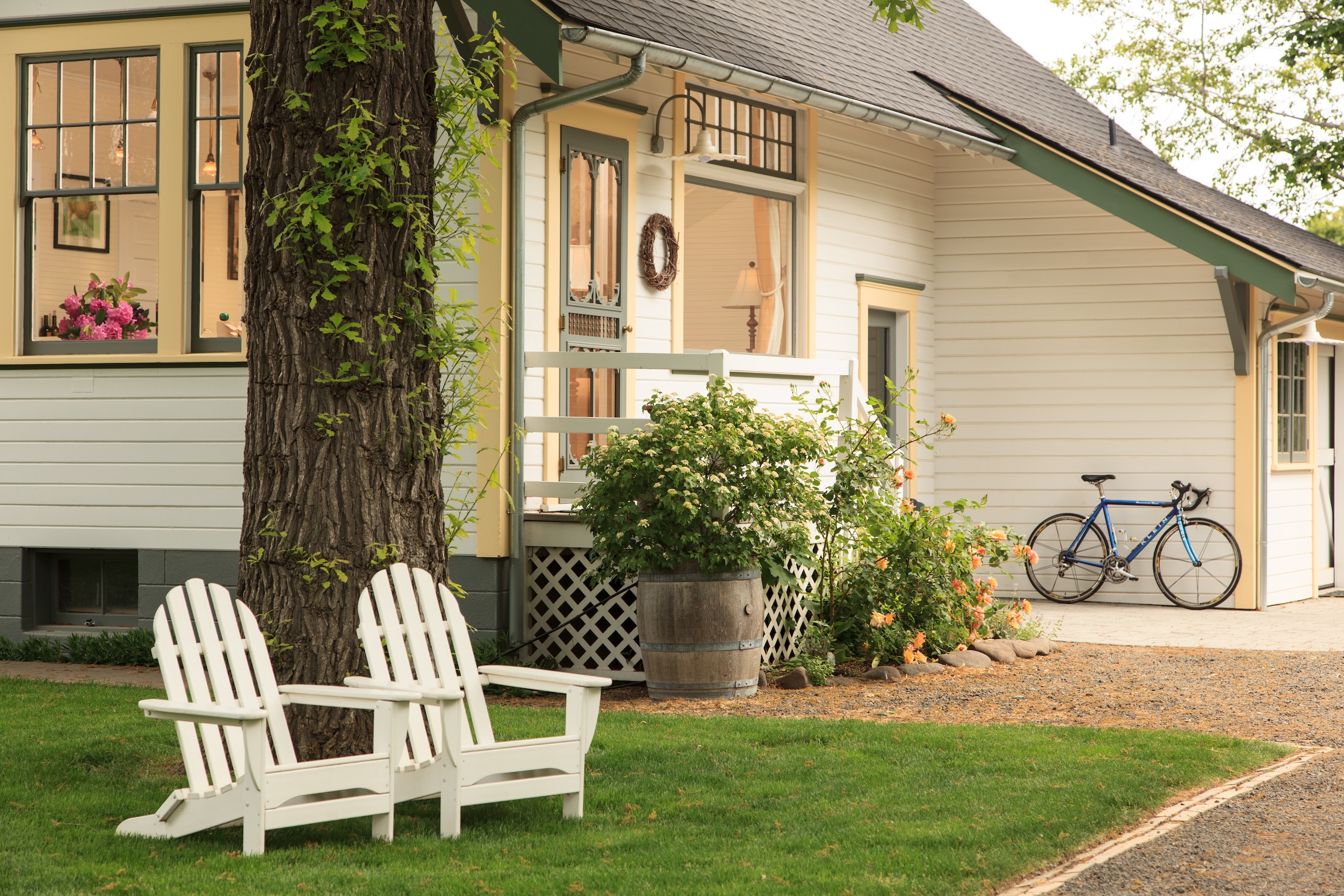 the-summer-kitchen-is-one-of-the-farmsteads-original-outbuildings-restored-to-welcome-overnight-guests