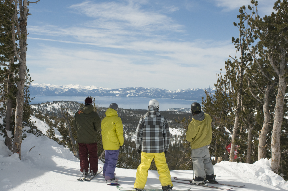 skiing-at-mt-rose