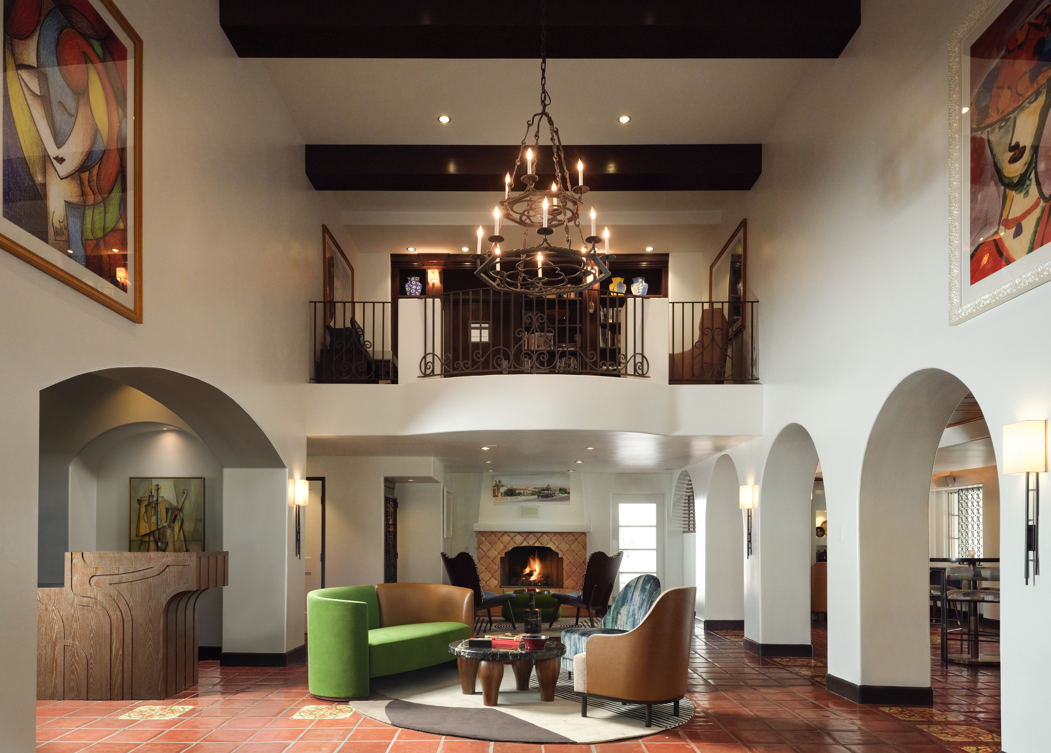 triada-palm-springs-lobby