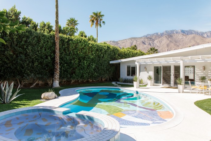 Palm Springs Pool by Studio Proba