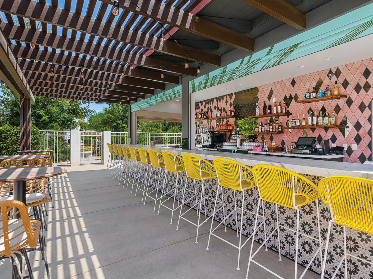 Palm Springs The Paloma Patio Bar