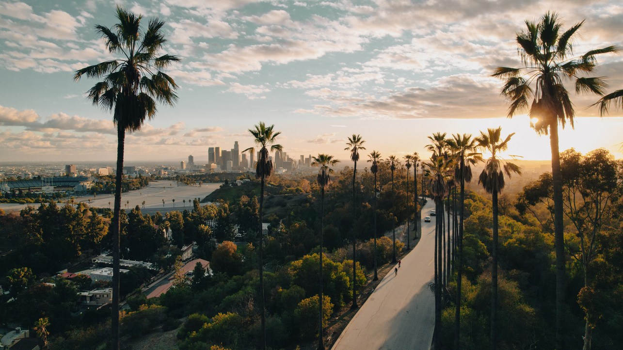 Here's How to 'Set-Jet' in L.A. While Skipping Hollywood Tourist Traps, According to a Local