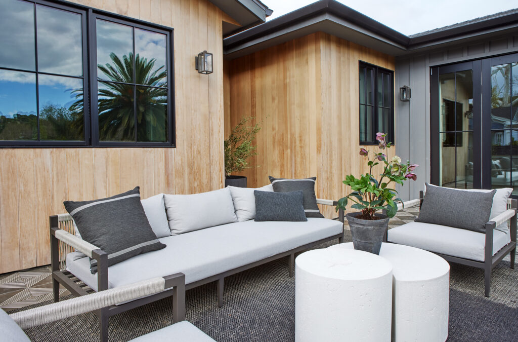 Patio in Studio City House by Lucas Browning Design