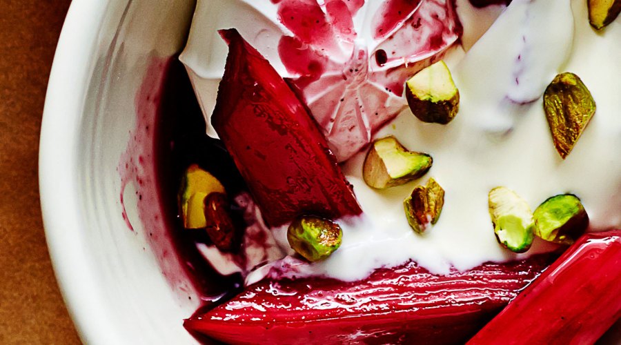 Roasted Rhubarb with Red Wine and Spices