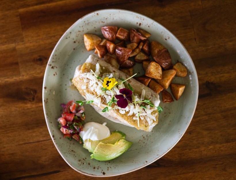 la-ba-style-breakfast-burrito