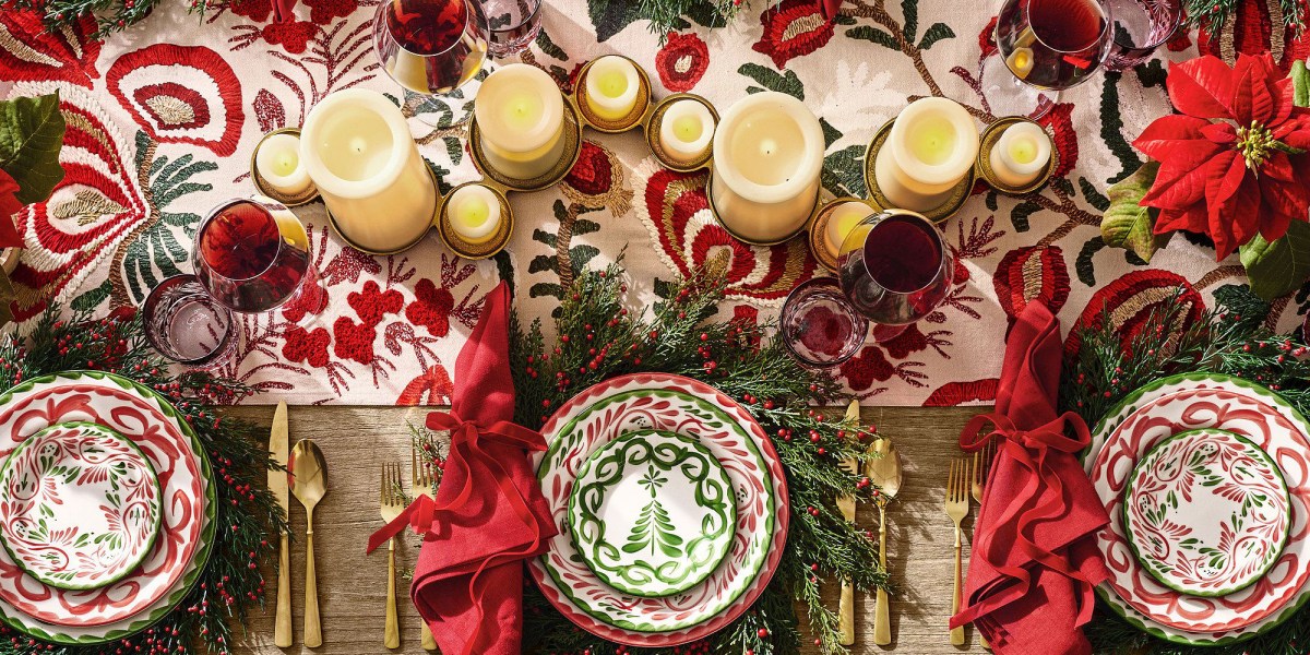 Pottery Barn Holiday Table 2025