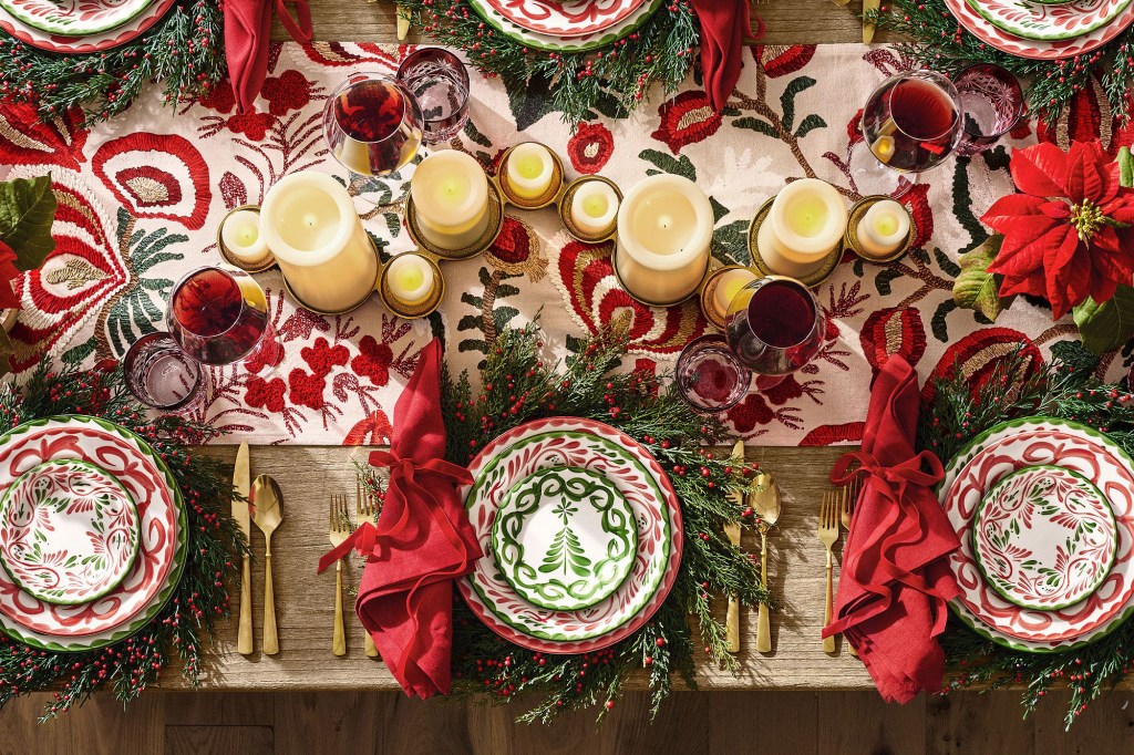 20 Chic Ways You Can Set the Table This Holiday Season for Under $50