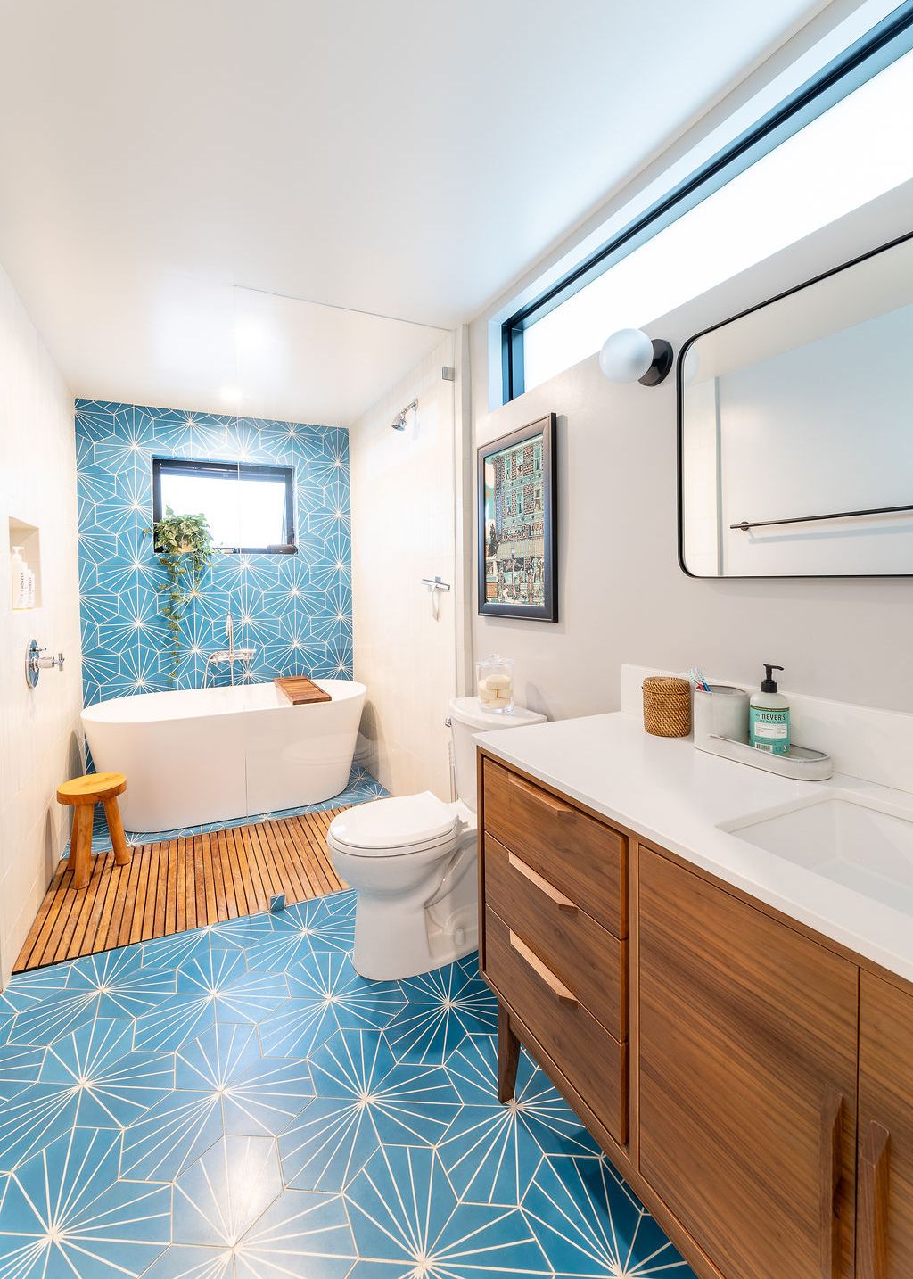 Primary Bathroom in Eagle Rock House by Arterberry Cooke
