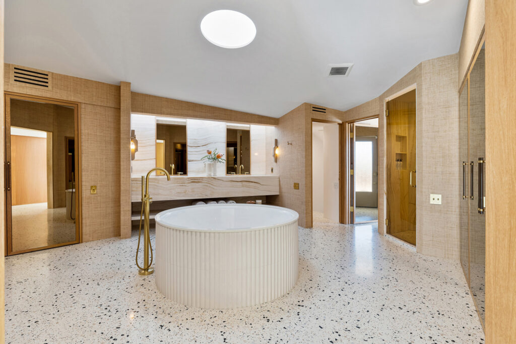 Primary Bathroom The Alexander House 1960 Elvis Honeymoon House