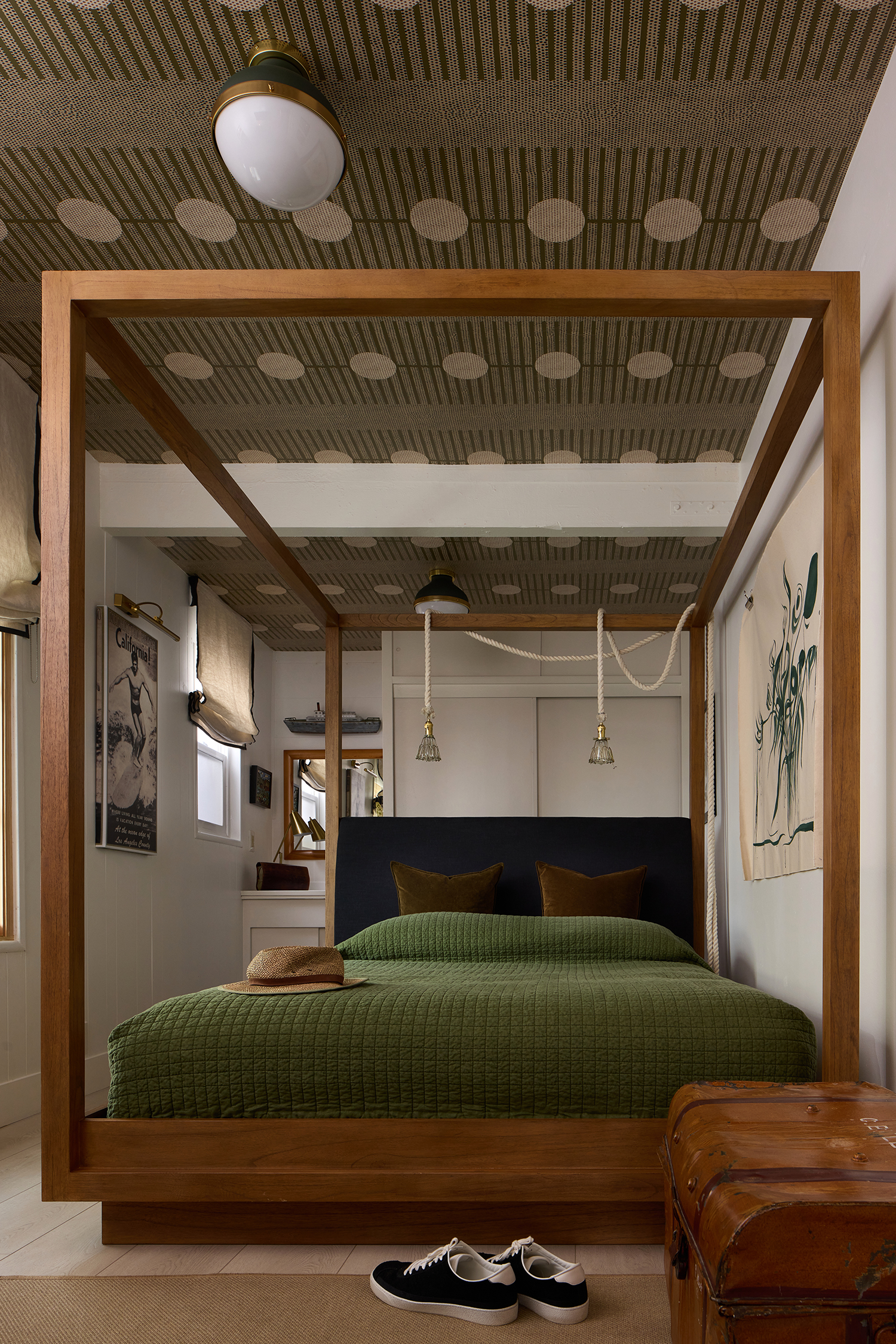 Primary Bedroom in Manhattan Beach Bungalow by Maestri Studio