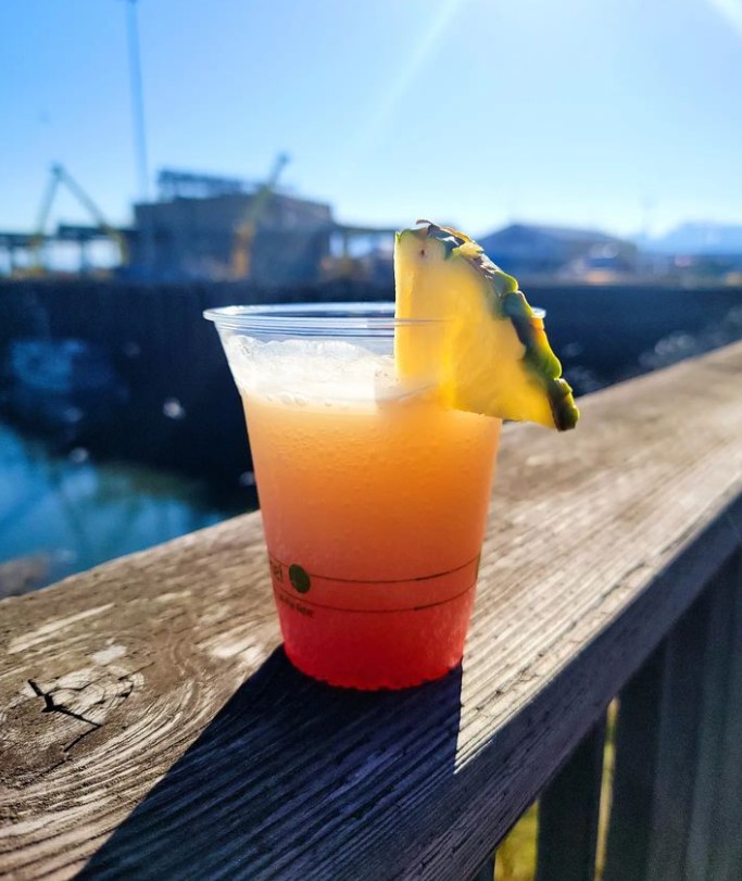 pineapple-coconut-mimosa-special