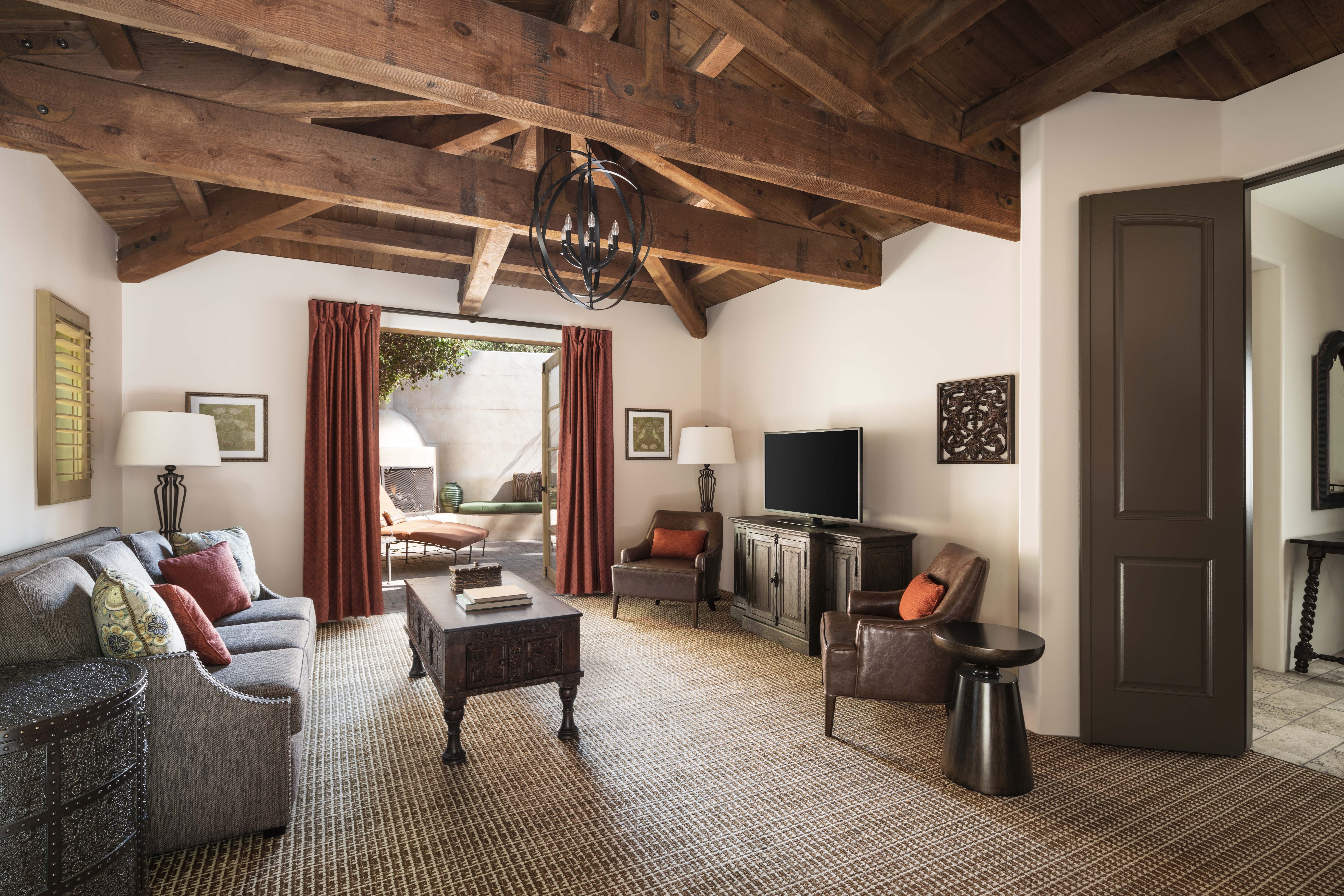 royal-palms-arcadia-villa