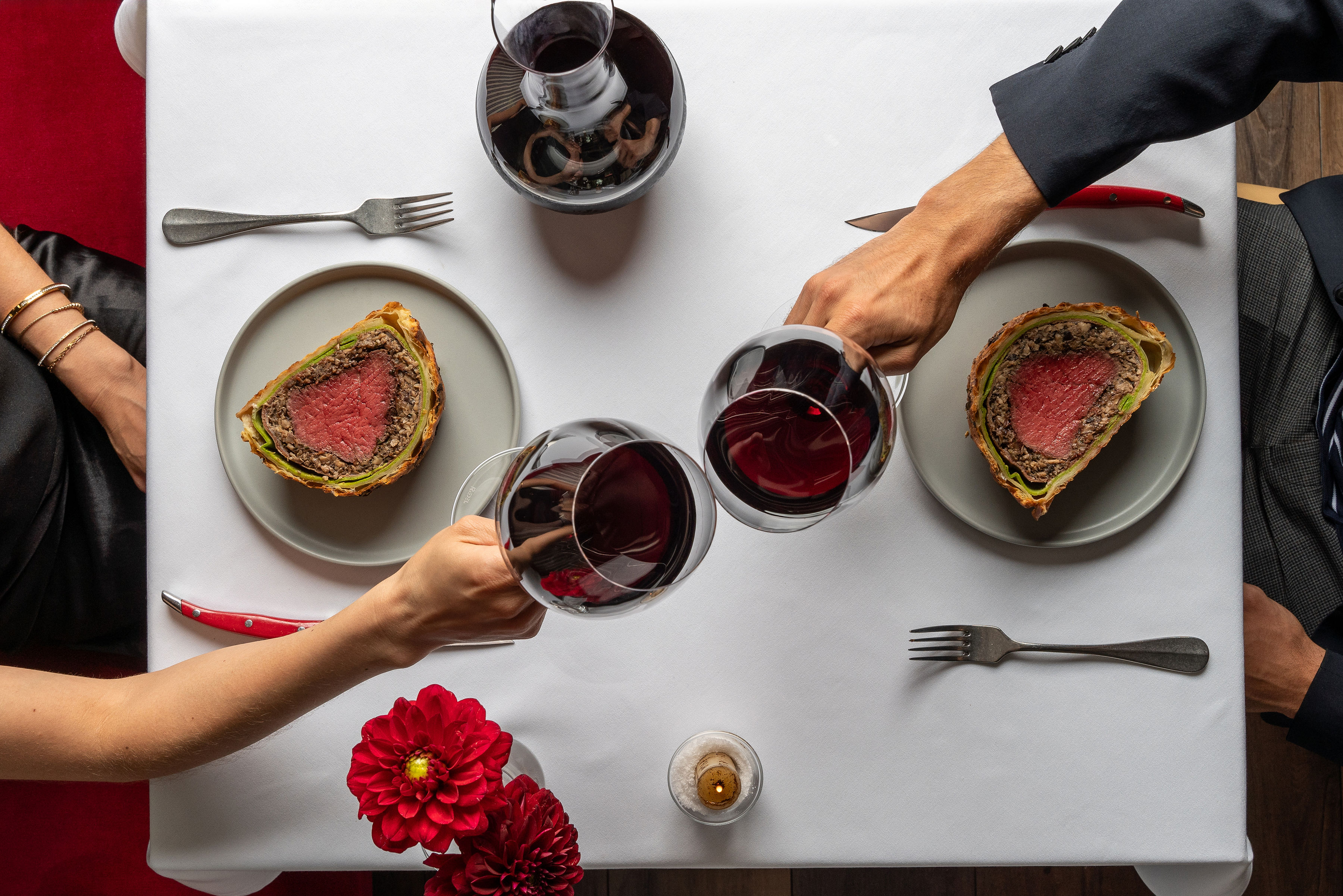 classic-beef-wellington-paired-with-a-bordeaux-blend