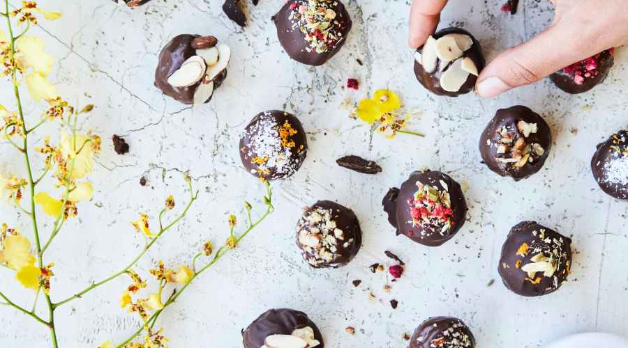 Almond and Coconut Cashew Ojas Balls