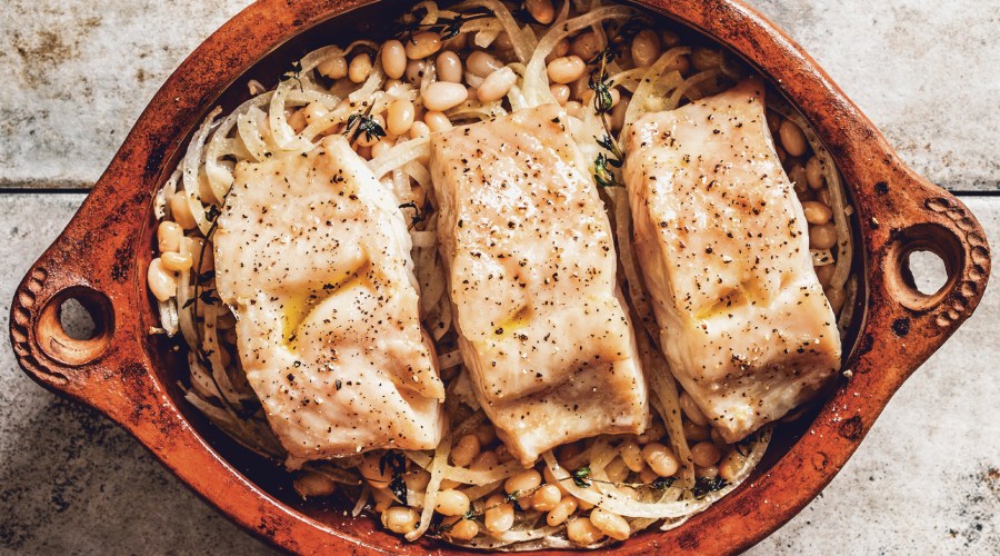 Clay-Baked Pacific Cod Gratin with Onions and White Beans